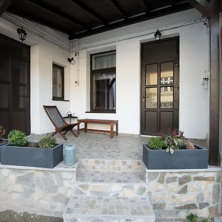 アパート Lovely Flat With Patio And Mountain Views *