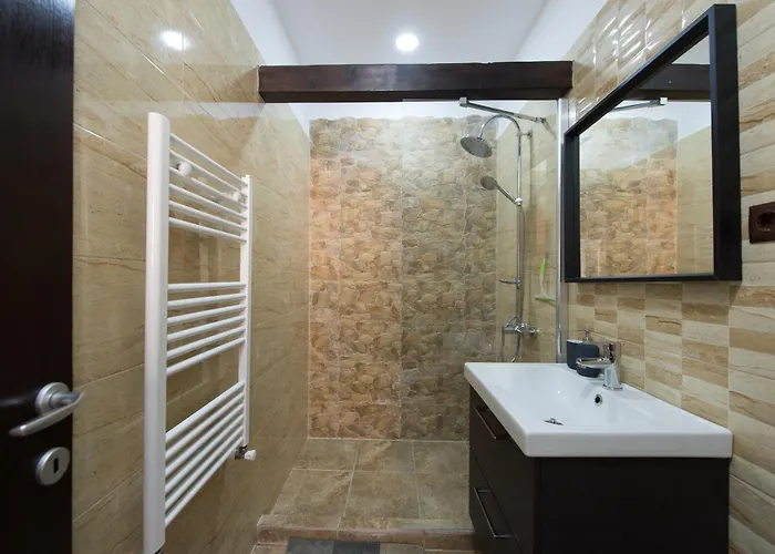 アパート Lovely Flat With Patio And Mountain Views *