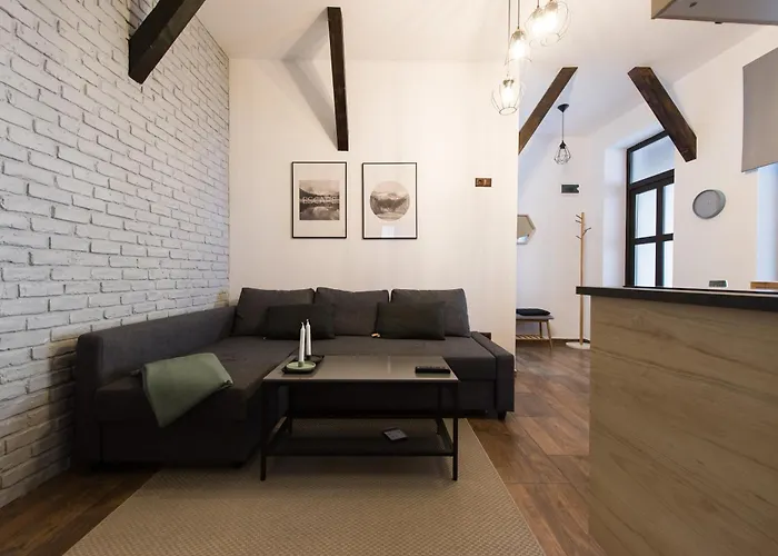 Lägenhet Lovely Flat With Patio And Mountain Views Braşov