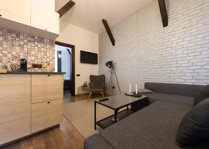 Lovely Flat With Patio And Mountain Views Braşov